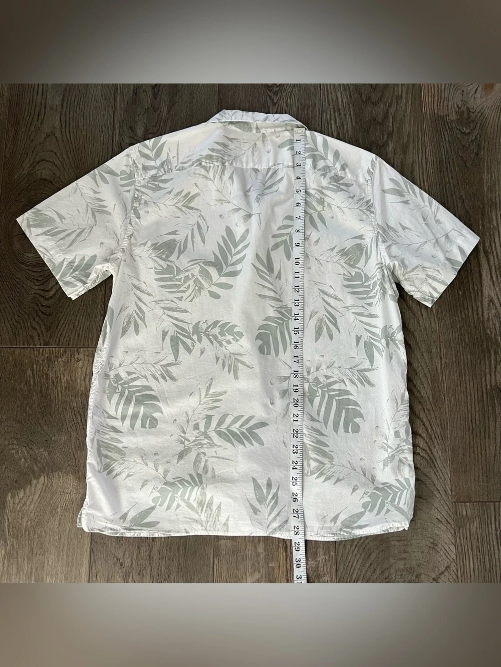 BANANA REPUBLIC Men’s Leaf Pattern Short Sleeve Button Down Shirt Size M